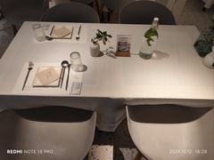 -春树下·树屋花房西餐厅(罍街AS1980店)