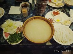 过桥米线-桥香园云南过桥米线(金马碧鸡店)