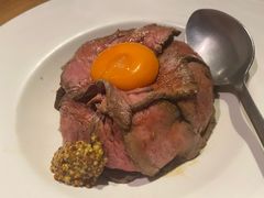 英国风烤肉盖饭-炼火烤肉店
