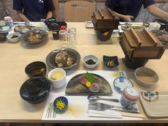 -海鮮寿司とれとれ市場