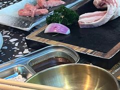 -黑牛の場烤肉(摩天活力城店)