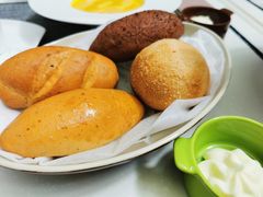 面包篮-小莫餐厅And More Restaurant西餐(北京展览馆店)
