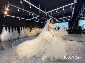 备婚流程进行到了选婚纱这一步 想必每位准新娘在这个环