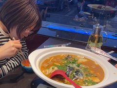 -川流不息·地道川菜·小龙虾(松东路店)