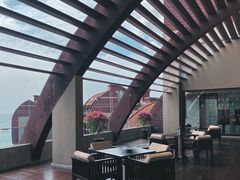 -三亚湾海居铂尔曼度假酒店