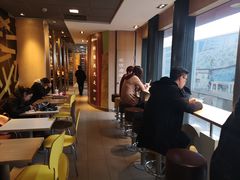 大堂-麦当劳(虹桥南丰城店)