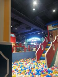 -LuckyStar幸运星家庭娱乐中心(东莞国贸店)