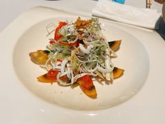 红梅姜蛋拌鲑鱼皮-广州富力丽思卡尔顿酒店·丽轩·粤菜