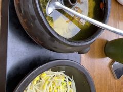 -云海肴·汽锅鸡·云南菜(天山百盛优客店)