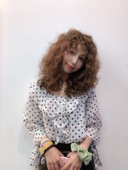 -V+SALON造型