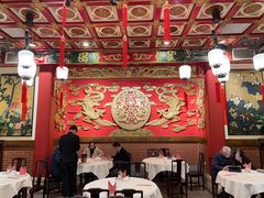 -梅龙镇酒家(南京西路总店)