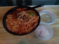 -小蛮妞家螺蛳粉(凯旋路店)
