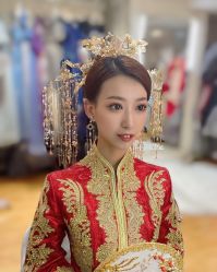 点击看大图 -爱伊人婚纱礼服美妆馆