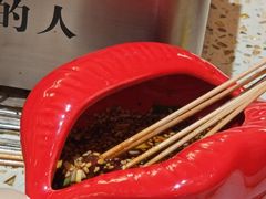 -小董哥烤串·爆汁大油边(故宫店)