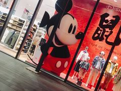 -优衣库(深圳万象天地旗舰店)