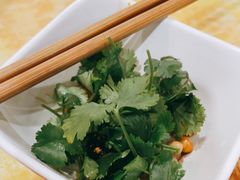 -烧哥美蛙肥肠鱼火锅·十五年社区店