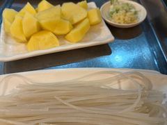 -哈尔滨烧烤·山河村铁锅炖(交大店)