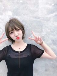 -Miracle集简美发沙龙