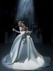 -巴黎婚纱摄影工作室