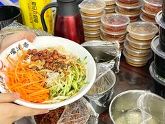 -牛一嘴·兰州牛肉面·大盘鸡(财富中心店)