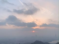 -紫金山山顶公园