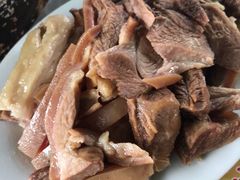白切羊肉-阿婆东山羊肉店(鸿港海鲜批发市场店)