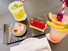 -Salon de The de Joel Robuchon(外滩18号店)