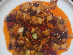 -先启半步颠小酒馆(常熟万达广场店)