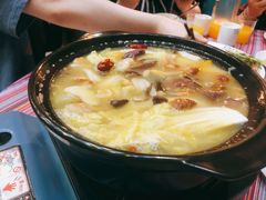 菌临天下-香巴拉云南餐厅(华莱坞店)