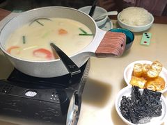 -佬麻雀·新湘菜(珠海金发购物中心店)