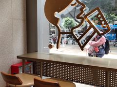 用餐区-喜茶(广州中山六路店)