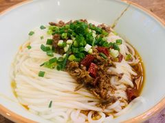 酱汁牛肉粉-刘聋子粉馆(张家界总店)
