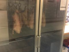 -依江春水烤鸭店