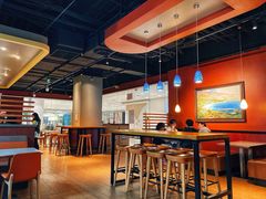 大堂-The Habit Burger Grill 哈比特汉堡(复兴soho店)