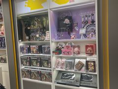 -泡泡玛特POPMART(凯德大峡谷店)