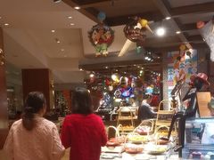 -怡咖啡海鲜自助餐厅(浦东香格里拉店)