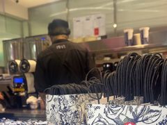 -霸王茶姬(上海静安大悦城店)