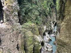 -蝶舞清江·恩施地心谷景区