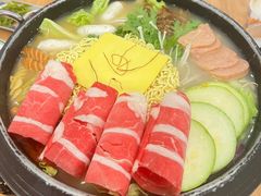 -WOW LUCKY创意韩料(龙阳广场店)