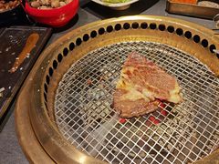 -铭牛烧肉·和牛海鲜自助(高新月牙湖店)