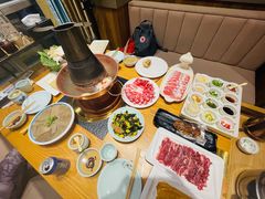 -额尔敦传统涮.冰煮羊火锅(乌兰察布体育场店)