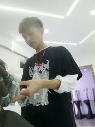 -小齐发型Star·Salon