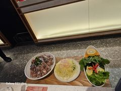 -三人行骨头王火锅(长寿店)