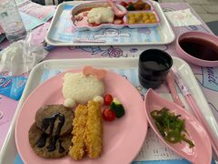 -安吉银润锦江城堡酒店(Hello Kitty主题乐园店)