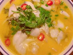 酸汤黑鱼面-十面春风·江南面馆(崇宁路店)