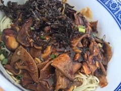 -沪西老弄堂面馆(定西路店)