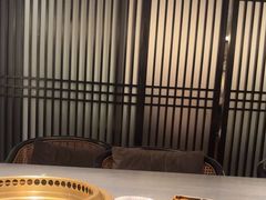-铭牛烧肉·和牛海鲜自助(高新月牙湖店)