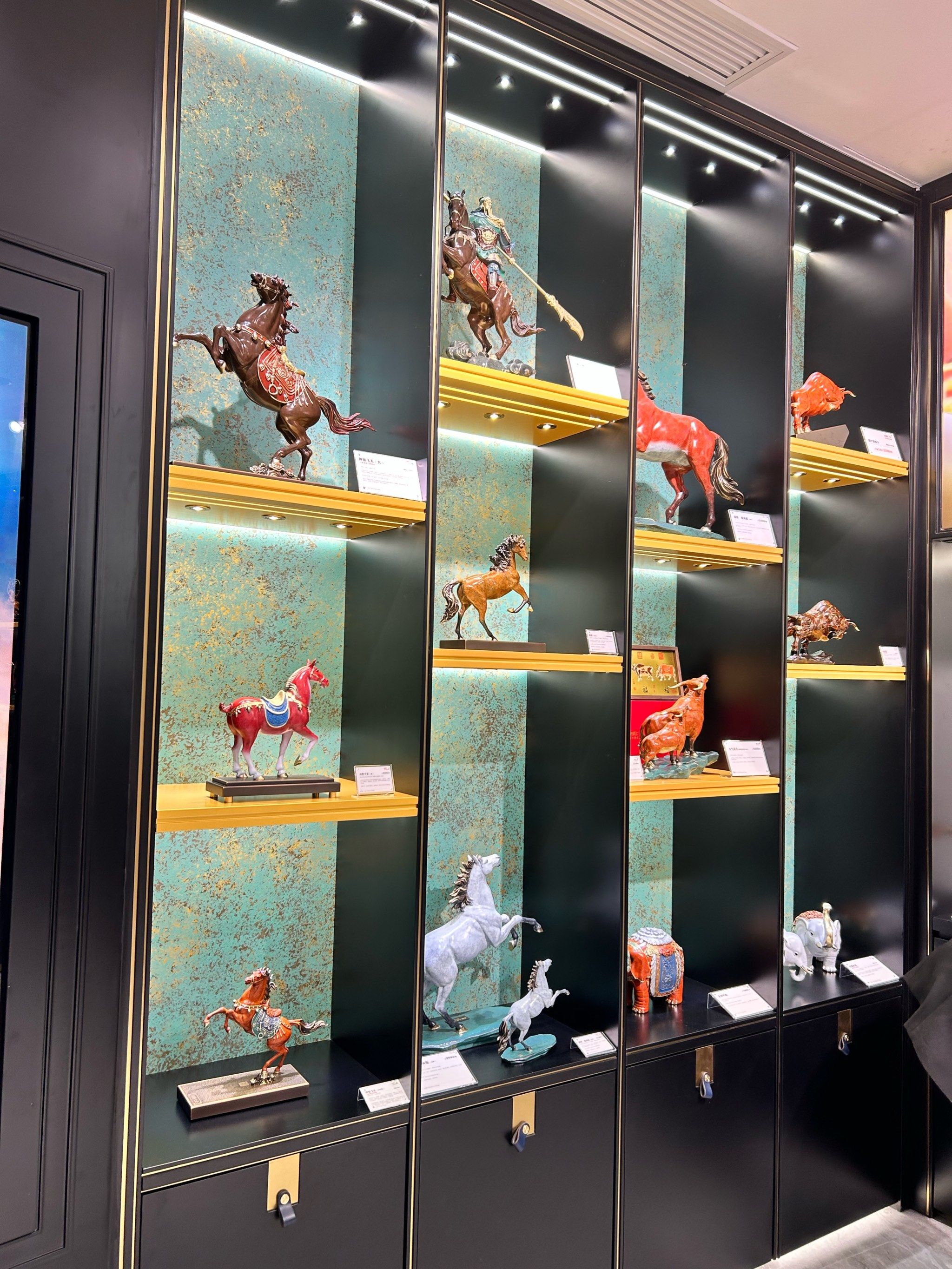 朱炳仁新开店,南宁万象城