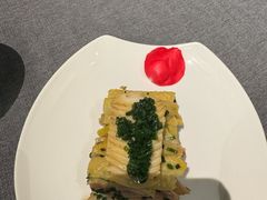 -HOMES上海本帮菜(襄阳公园店)