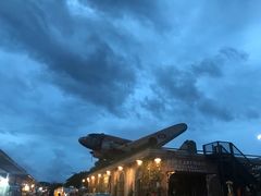 -席娜卡琳火车铁道夜市